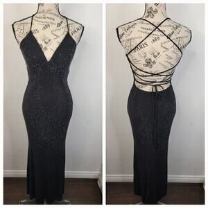 Lovesome Maxi Dress Sz Small Beaded Prom Party Cocktail embellished Mermaid Gown